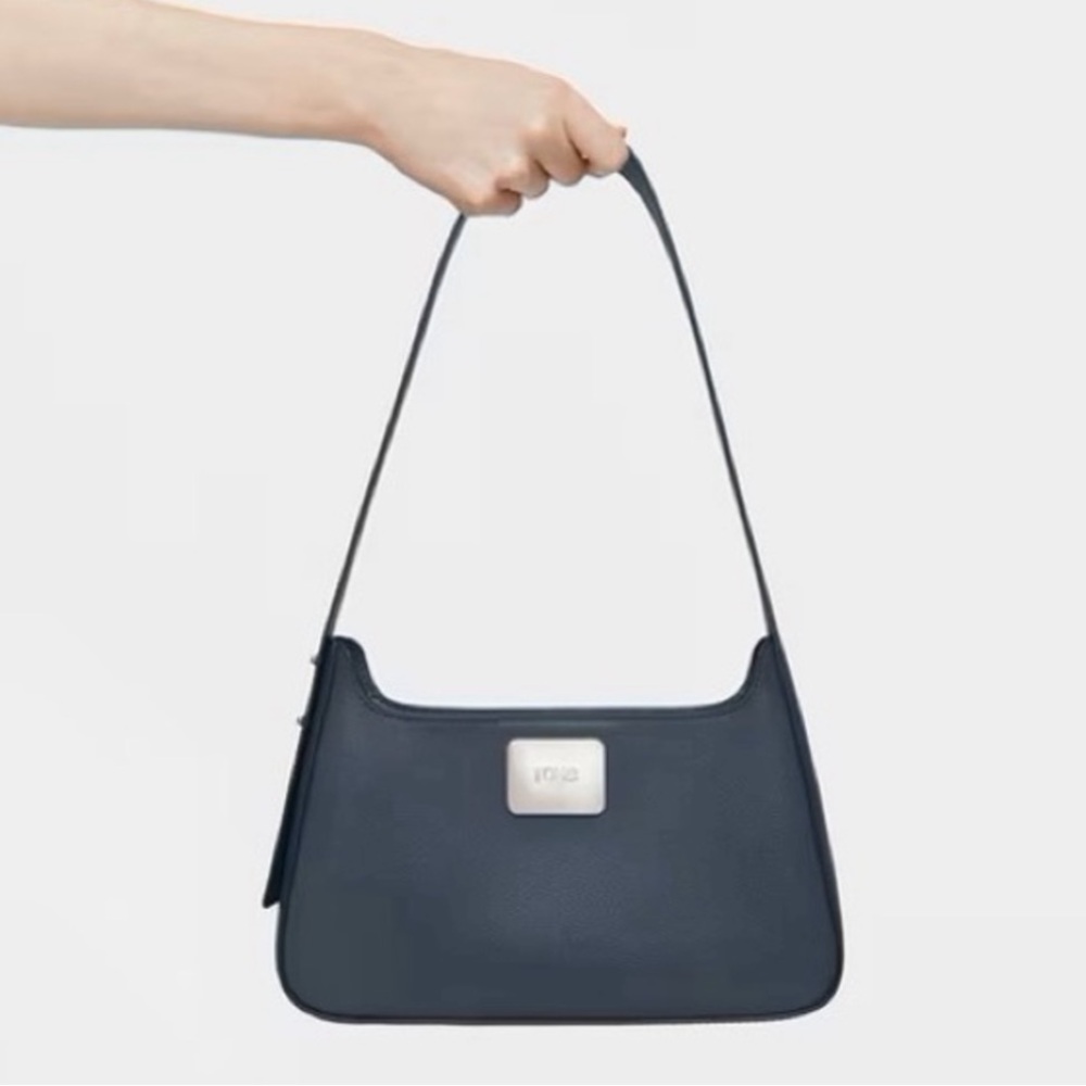 🐨 {PRICE FIRM} TOUS Lucia Dark Shoulder Bag ~ Grey - Picture 2 of 12